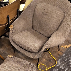 ModernConscience_SaarinenWombChairRestoration_Upholstery