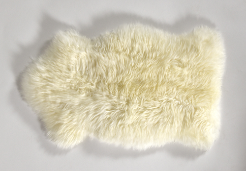 ModernConscience_AustralianSheepskinPelt_01